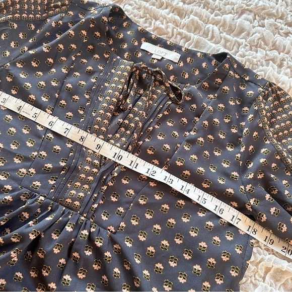 LOFT Boho Floral Peasant Blouse Gray Pink Long Sleeve Top Small - Picture 5 of 8
